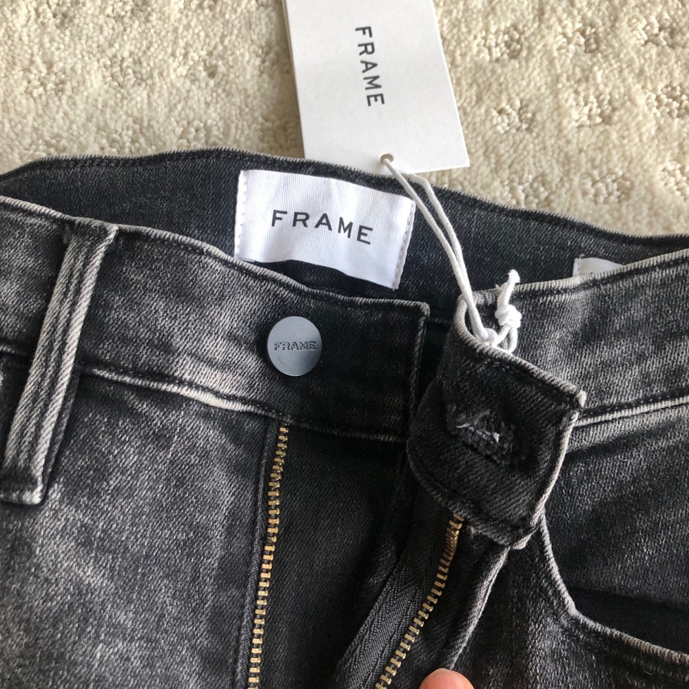 Frame Ali High Rise Cigarette Jeans - Picture 5 of 6